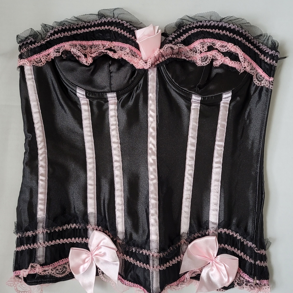 New Women's Size Medium
